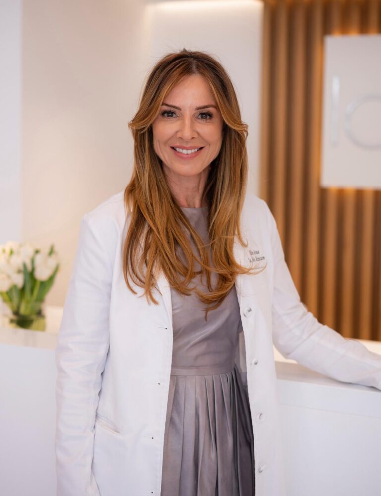 Rhea Souhleris Grous